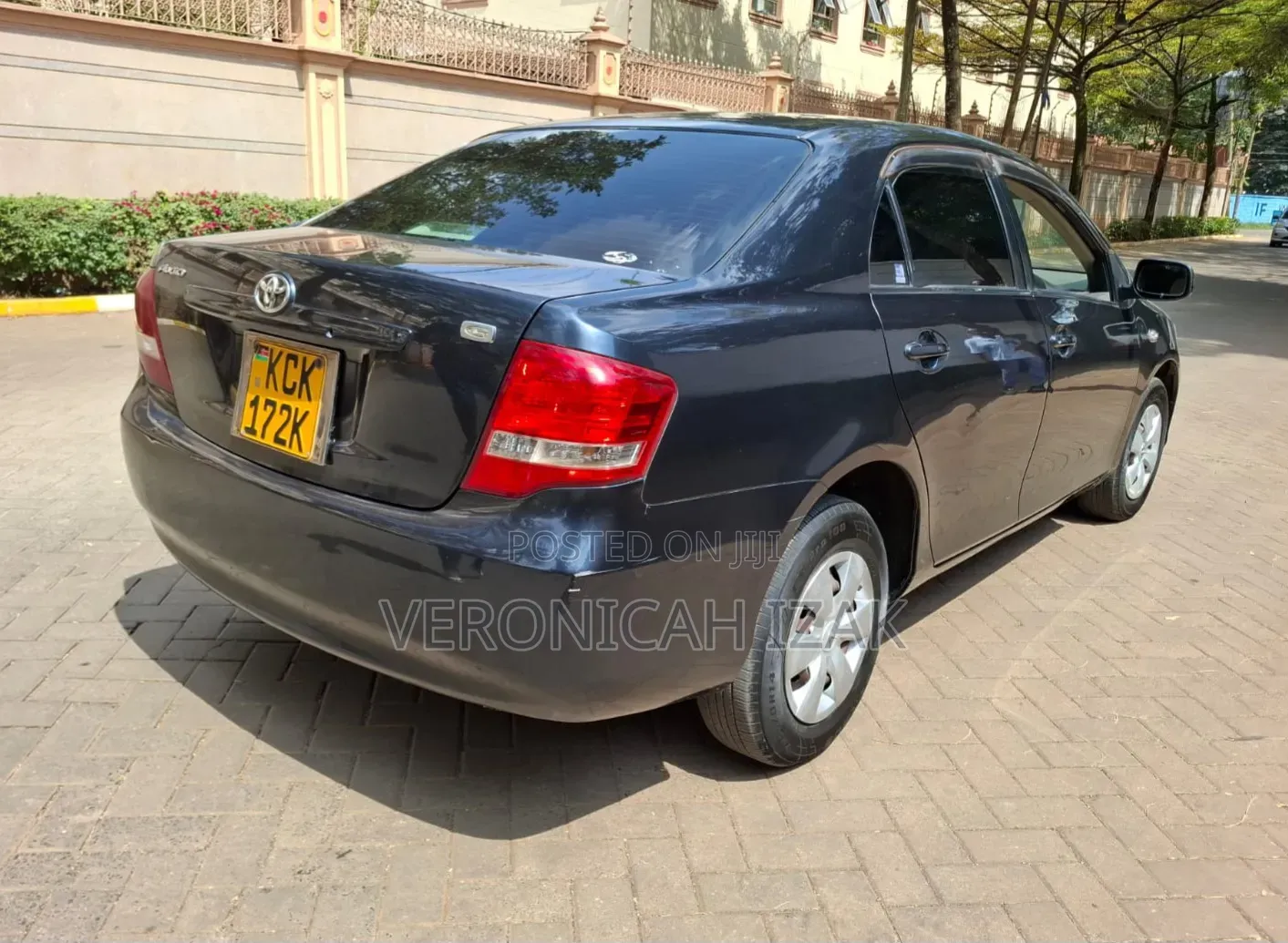 Toyota Axio 2010 Black