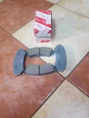Toyota LC 80 / 100 Series Rear Brake Pad