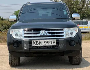 Mitsubishi Pajero 2010 Black