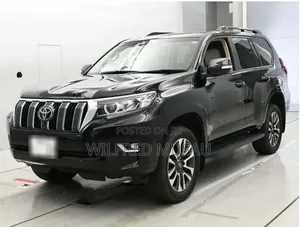 Toyota Land Cruiser Prado 2023 Black