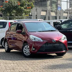 Toyota Vitz 1.5 FWD Hybrid 5dr 2019 Red