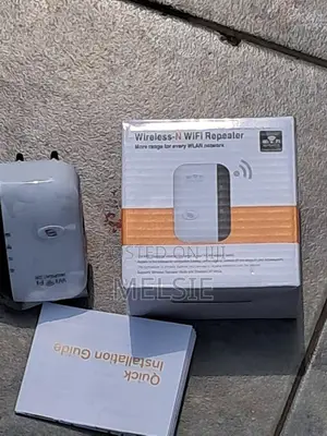 Wireless 300Mbps WiFi Range Extender Network Repeater