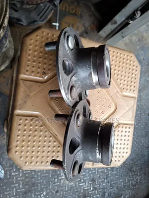 Rear Hub Honda Fit 2010