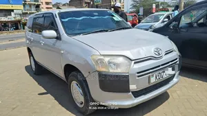 Toyota Succeed SV Premium 2016 Silver