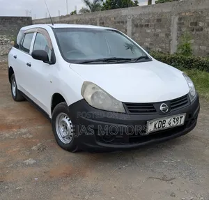 Nissan Advan 2014 White