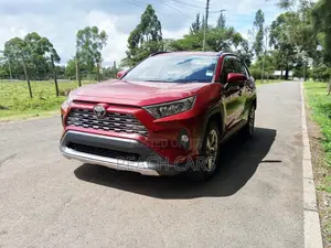 Toyota RAV4 2019 Red