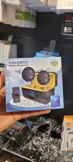 Professional Dual Wireless Microphone for Video Recording