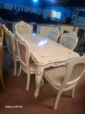 6 Seater Dinning Table