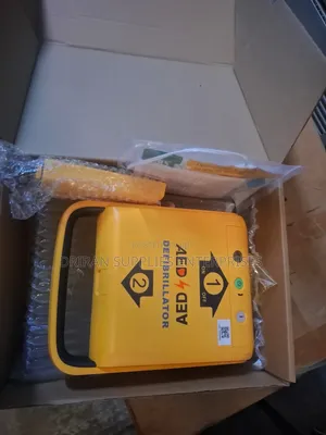 External Defilbrator