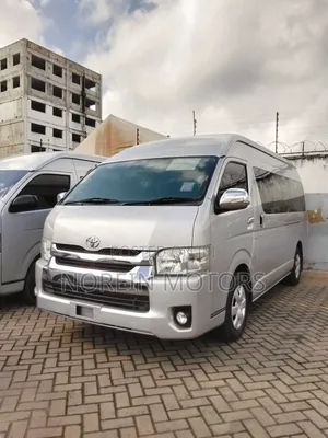 Toyota HiAce 2019 White
