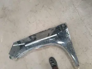 LHS Fender Vw Tiguan 2012