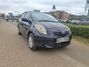 Toyota Vitz 2010 Black