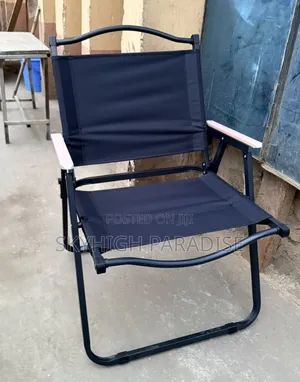 *Portable Black Foldable Camping Chair