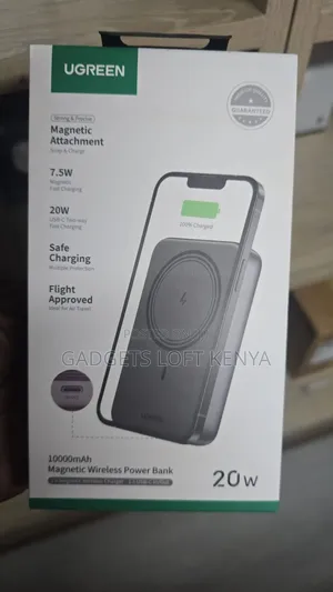 UGREEN 10000mAh Magnetic Wireless Power Bank - 20W PD Fast Charging