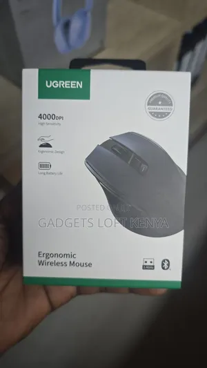 UGREEN Ergonomic Wireless Mouse - Silent Click Dual Mode