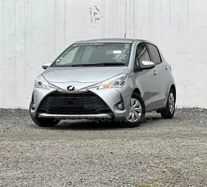 Toyota Vitz 1.3 FWD 5dr 2019 Silver
