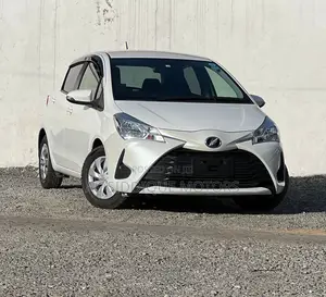 Toyota Vitz 1.3 FWD 5dr 2019 Pearl