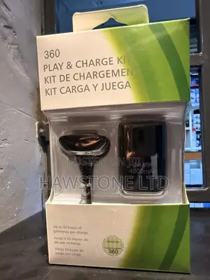 Xbox 360 Pad Charge and Play Kit