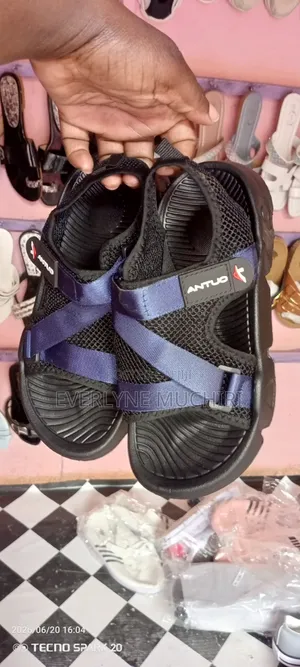 Kids Open Shoes