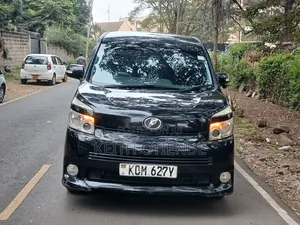Toyota Voxy 2010 Black