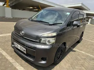 Toyota Voxy 2012 Gray
