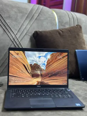 Laptop Dell Latitude 5400 16GB Intel Core i7 SSD 256GB