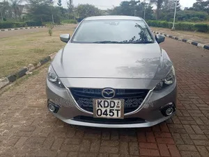 Mazda Axela SV Premium 2014 Beige