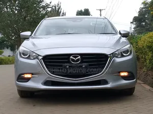 Mazda Axela 2018 Silver