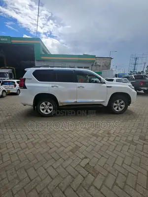 Toyota Land Cruiser Prado 2020 White