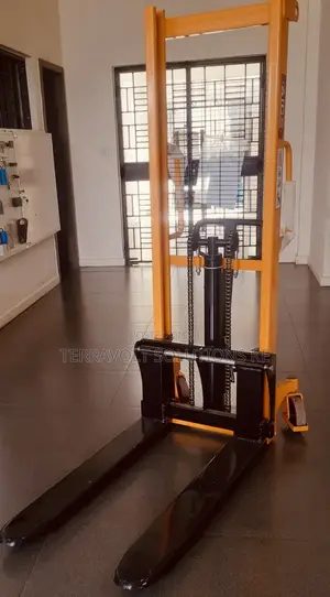 3M Aico MANUAL Stacker 1.5(1500kg) Tonnes