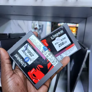 Kingston Technology 256gb SSD 2.5" Sata
