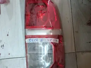 RHS Toyota Hillux Taillight