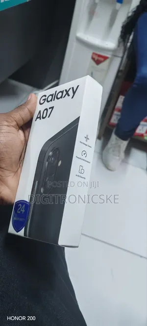 New Samsung Galaxy A07 4G 64 GB Black
