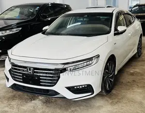 Honda Insight Touring 2019 White