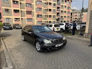 Mercedes-Benz C180 2007 Black