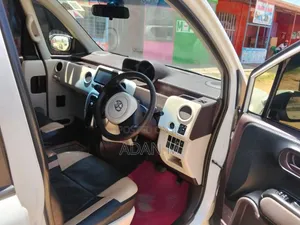 Toyota Spade 2015 White