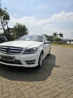 Mercedes-Benz C180 2014 White