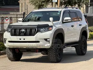 Toyota Land Cruiser Prado 2.8 2020 White
