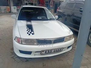 Mitsubishi Lancer 1999 White