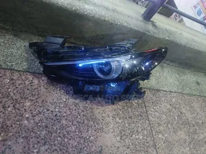 Headlight Mazda 3 Axela 2020.