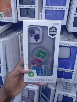iPhone 16 Plus Magnetic Clear Case With MagSafe