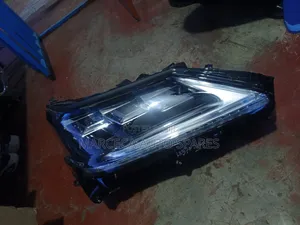 Headlight Lexus 570 XENON