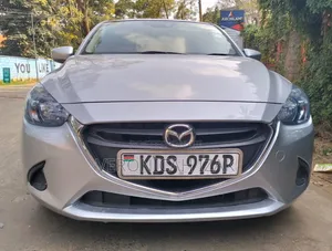 Mazda Demio 2017 Silver