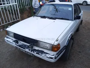 Nissan Sunny 1999 White