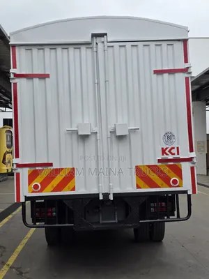 Isuzu FRR ( 12 Tonnes Lorry)
