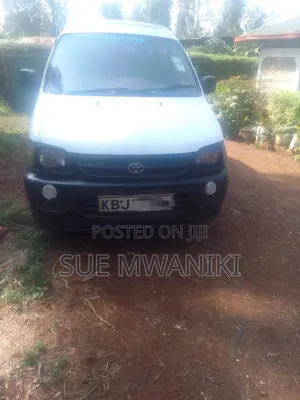 Toyota TownAce 2000 White