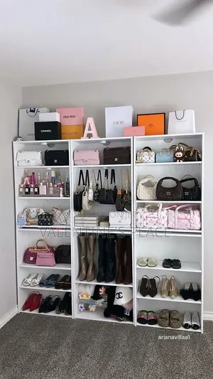 Cabinets Cabinets