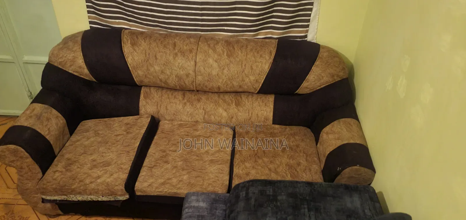 Sofa Set Three Sitter