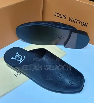 *LOUIS VUITTON* _Mules_ ~` Black Leather`