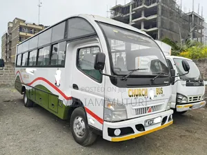 Mitsubishi Fuso Rosa 2019 White